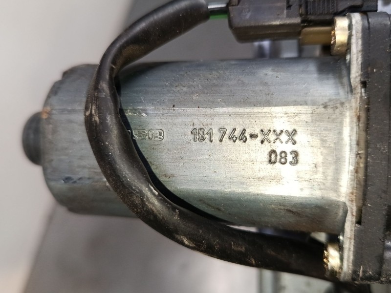 Recambio de elevalunas electrico delantero derecho para mercedes-benz clase a (w168) a 170 cdi (168.008) referencia OEM IAM 1917