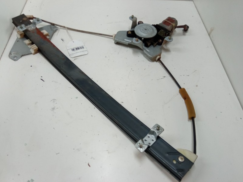 Recambio de elevalunas electrico delantero derecho para ssangyong rexton / rexton ii (gab_) 2.7 xdi referencia OEM IAM 881000801