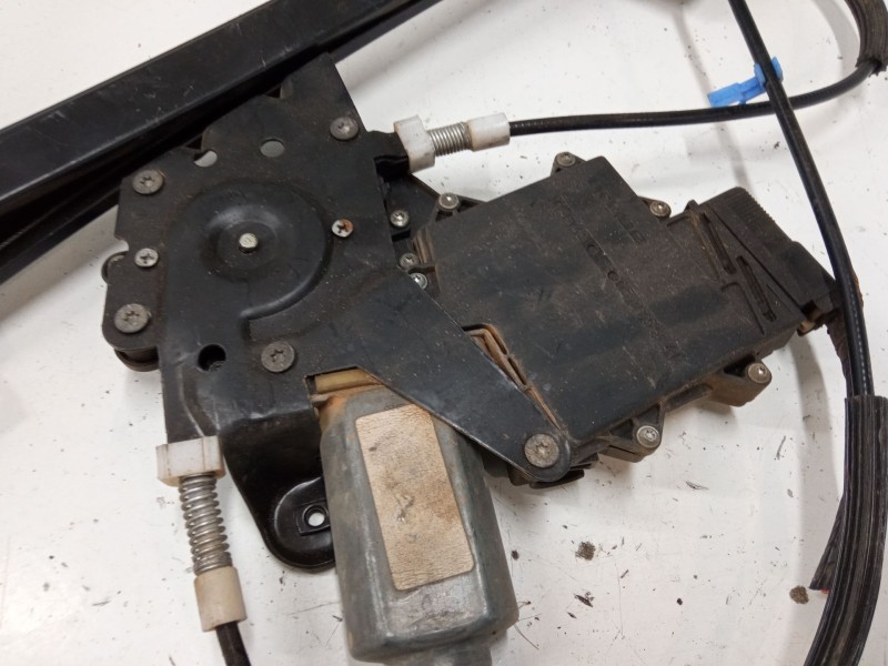 Recambio de elevalunas electrico delantero derecho para volkswagen golf iii cabriolet (1e7) 1.8 referencia OEM IAM   