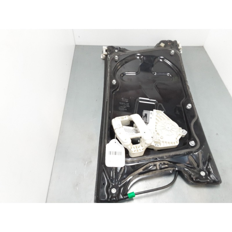 Recambio de elevalunas electrico delantero derecho para land rover discovery iii (l319) 2.7 td 4x4 referencia OEM IAM   