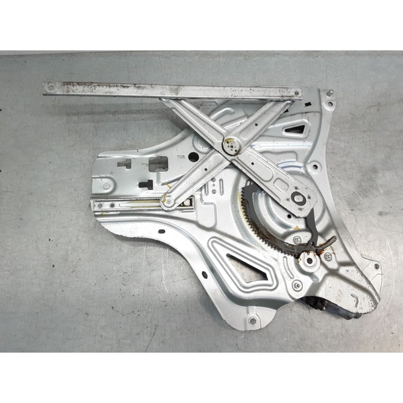 Recambio de elevalunas electrico delantero derecho para hyundai ix35 (lm, el, elh) 1.7 crdi referencia OEM IAM 402390B  