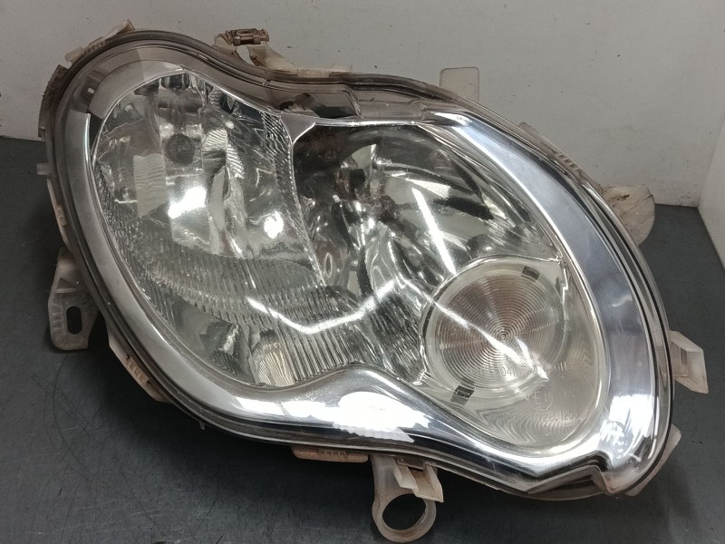 Recambio de faro derecho para smart fortwo coupé (450) 0.7 (450.352, 450.332) referencia OEM IAM 0301169202  