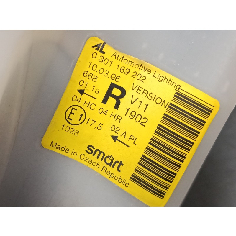 Recambio de faro derecho para smart fortwo coupé (450) 0.7 (450.352, 450.332) referencia OEM IAM 0301169202  