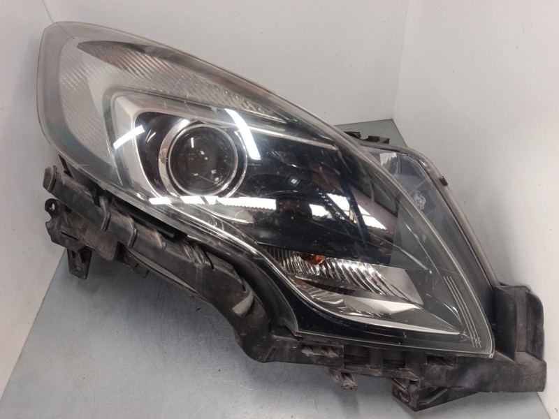 Recambio de faro derecho para opel zafira tourer c (p12) 2.0 cdti (75) referencia OEM IAM 13399859RH 030126320200 