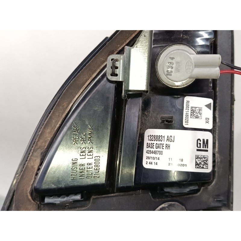Recambio de piloto trasero porton derecho para opel zafira tourer c (p12) 2.0 cdti (75) referencia OEM IAM 13288831AGJ  