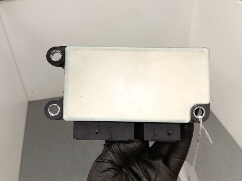 Recambio de centralita airbag para opel zafira tourer c (p12) 2.0 cdti (75) referencia OEM IAM 13589689 775799950 
