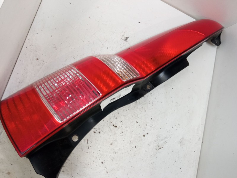 Recambio de piloto trasero izquierdo para fiat panda / panda classic (169_) 1.2 (169.axb11, 169.axb1a) referencia OEM IAM 517630