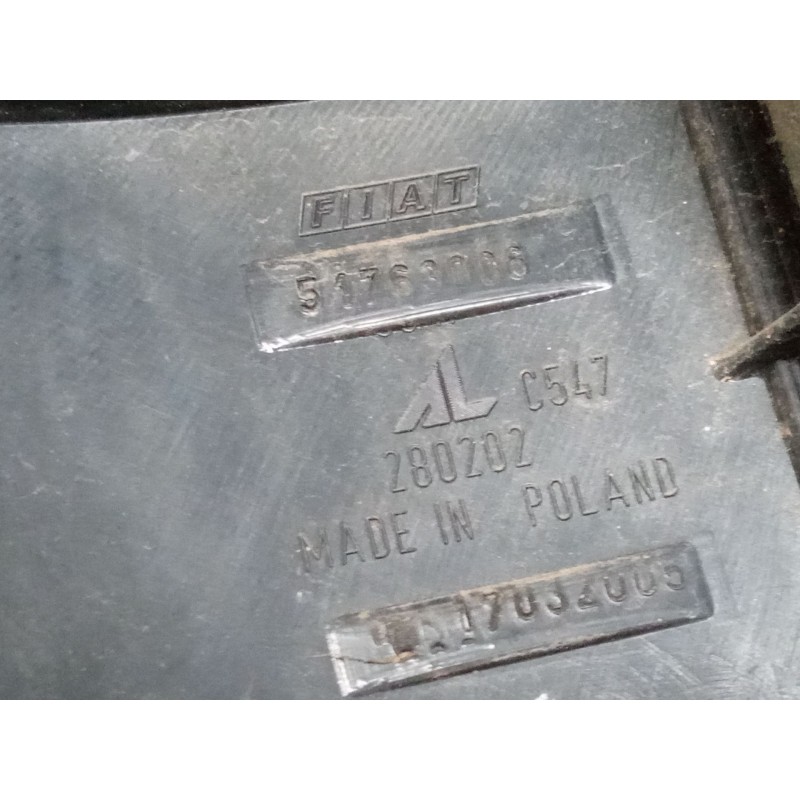 Recambio de piloto trasero derecho para fiat panda / panda classic (169_) 1.2 (169.axb11, 169.axb1a) referencia OEM IAM 51763006