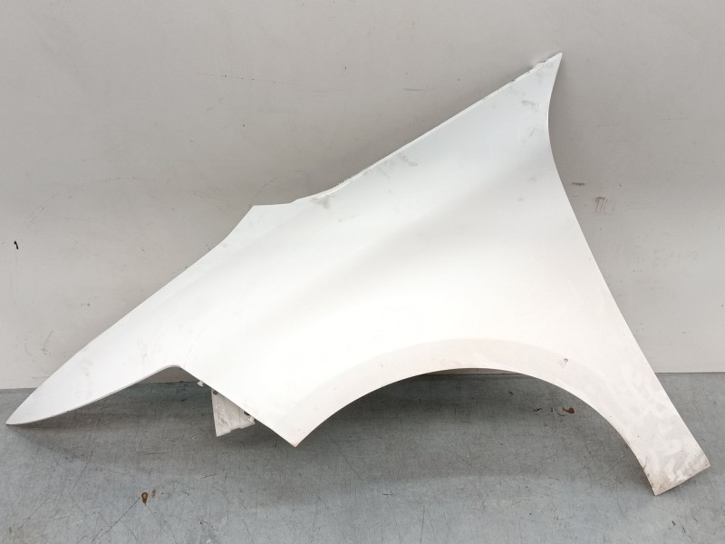 Recambio de aleta delantera izquierda para citroën c4 picasso ii 1.6 hdi 90 referencia OEM IAM 967691968001g  