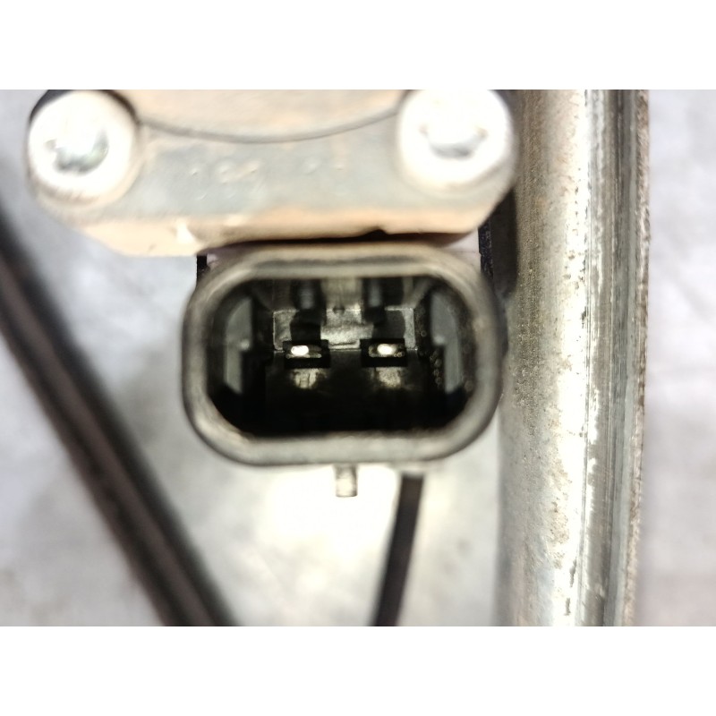 Recambio de elevalunas electrico delantero derecho para mitsubishi colt vi (z3_a, z2_a) 1.3 (z21a) referencia OEM IAM 5713A134  