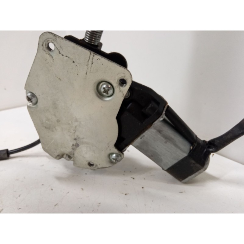 Recambio de elevalunas electrico trasero izquierdo para jeep grand cherokee ii (wj, wg) 2.7 crd 4x4 referencia OEM IAM   