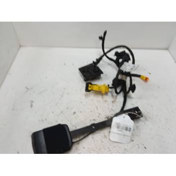 ANCLAJE CINTURON DELANTERO IZQUIERDO F526697800 