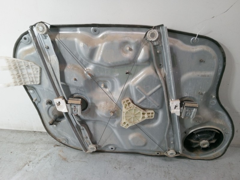 Recambio de elevalunas electrico delantero derecho para kia cee´d sw (ed) 2.0 crdi 140 referencia OEM IAM 824801H070  