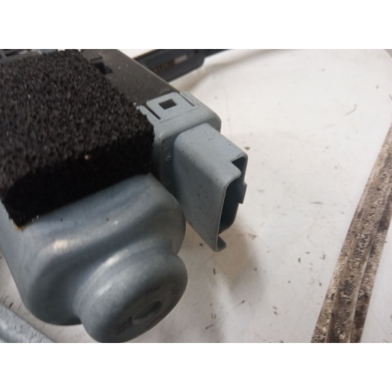 Recambio de elevalunas electrico delantero derecho para peugeot 207 cc (wd_) 1.6 16v turbo referencia OEM IAM 400976F  