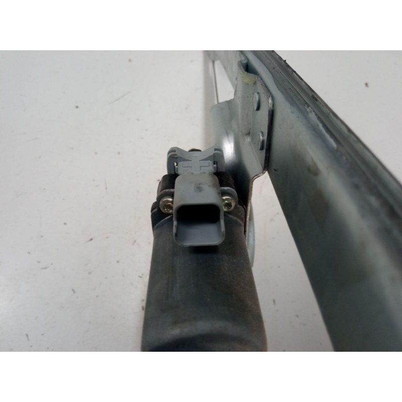 Recambio de elevalunas electrico delantero derecho para peugeot partner tepee 1.6 hdi / bluehdi 75 referencia OEM IAM 9680557788