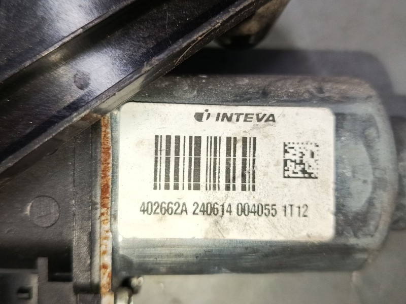 Recambio de elevalunas electrico delantero derecho para peugeot 108 1.2 referencia OEM IAM 402662A  