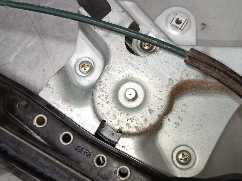 Recambio de elevalunas electrico delantero derecho para chevrolet orlando (j309) 2.0 d referencia OEM IAM   