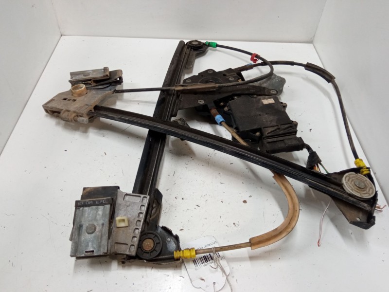 Recambio de elevalunas electrico delantero izquierdo para volkswagen golf iii cabriolet (1e7) 1.8 referencia OEM IAM   