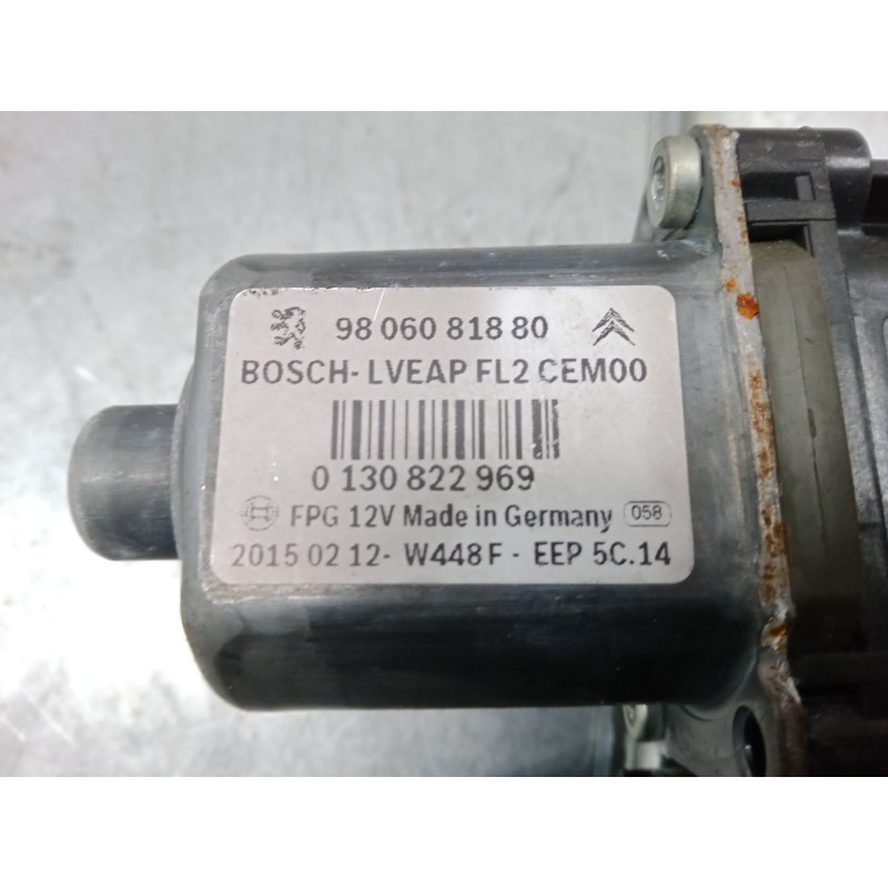 Recambio de elevalunas electrico delantero izquierdo para peugeot 208 i (ca_, cc_) 1.2 vti 82 referencia OEM IAM 9806088180  