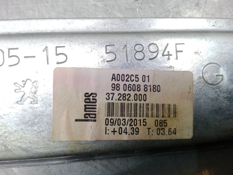 Recambio de elevalunas electrico delantero izquierdo para peugeot 208 i (ca_, cc_) 1.2 vti 82 referencia OEM IAM 9806088180  