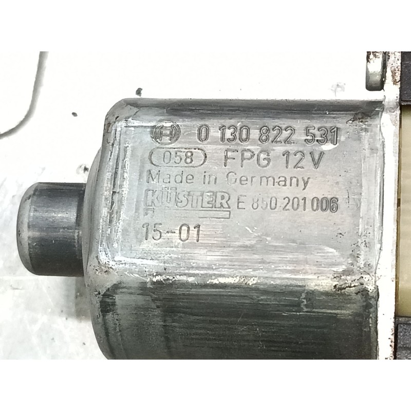 Recambio de elevalunas electrico delantero izquierdo para volkswagen polo v (6r1, 6c1) 1.4 tdi referencia OEM IAM 0130822531  