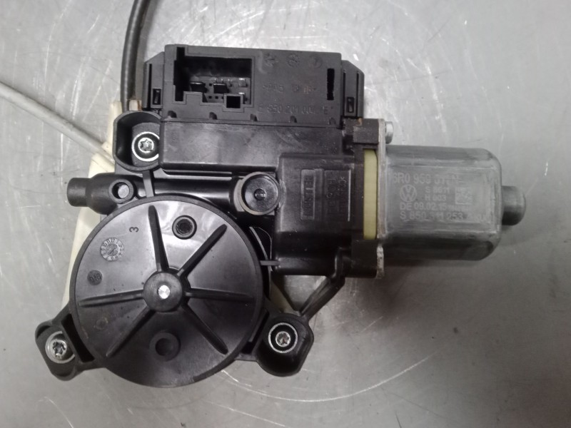 Recambio de elevalunas electrico trasero izquierdo para volkswagen polo v (6r1, 6c1) 1.4 tdi referencia OEM IAM 6R0959811N  