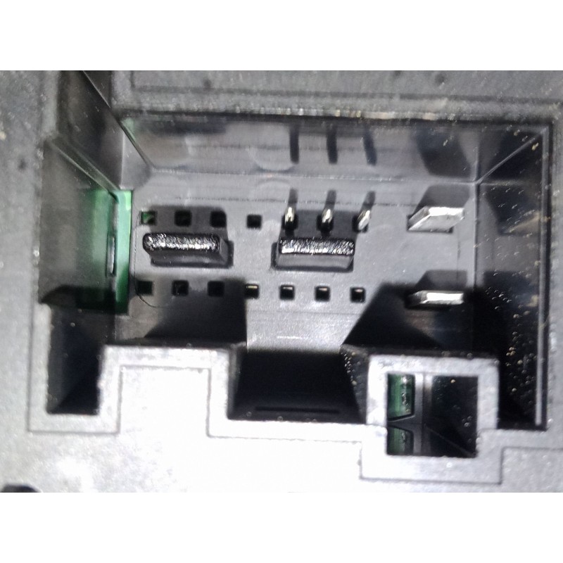 Recambio de elevalunas electrico trasero izquierdo para volkswagen polo v (6r1, 6c1) 1.4 tdi referencia OEM IAM 6R0959811N  