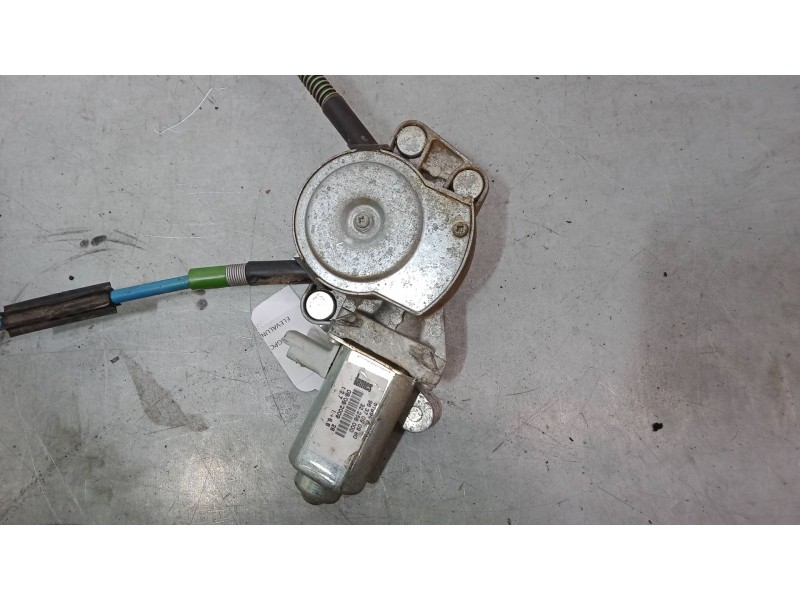 Recambio de elevalunas electrico trasero izquierdo para citroën xsara picasso (n68) 1.6 hdi referencia OEM IAM 9637090980  