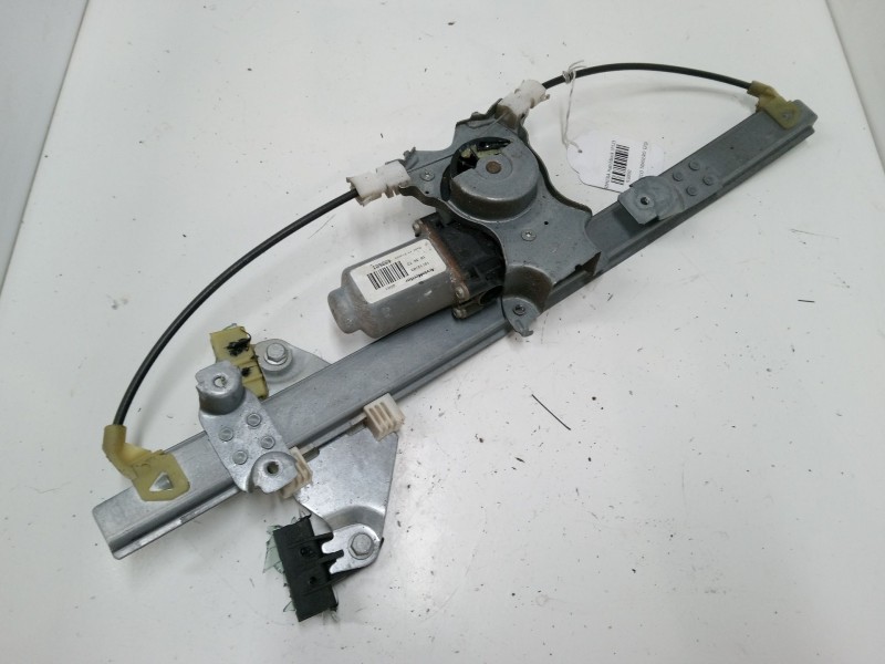 Recambio de elevalunas electrico trasero izquierdo para nissan primera hatchback (p12) 1.6 referencia OEM IAM 400601  