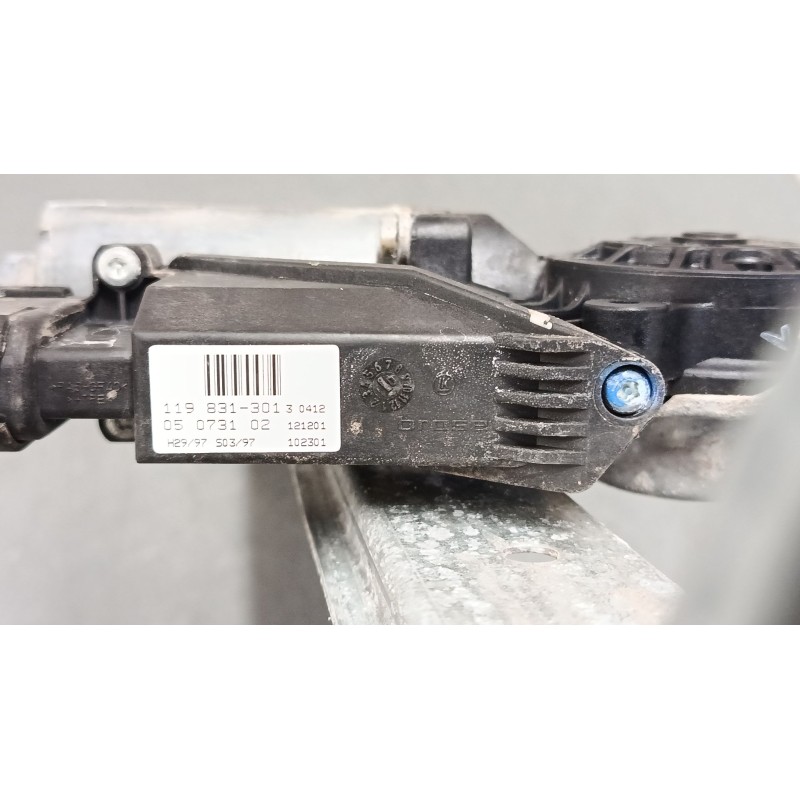 Recambio de elevalunas electrico trasero izquierdo para mercedes-benz clase a (w168) a 160 (168.033, 168.133) referencia OEM IAM