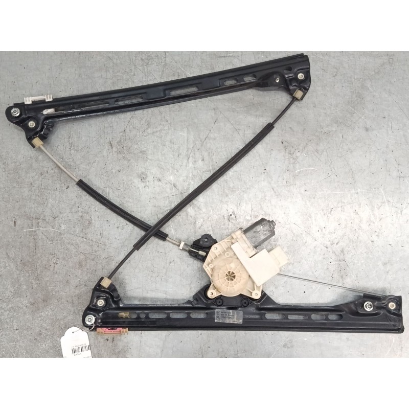 Recambio de elevalunas electrico delantero derecho para citroën c4 picasso ii 1.6 hdi 90 referencia OEM IAM 9675924680  