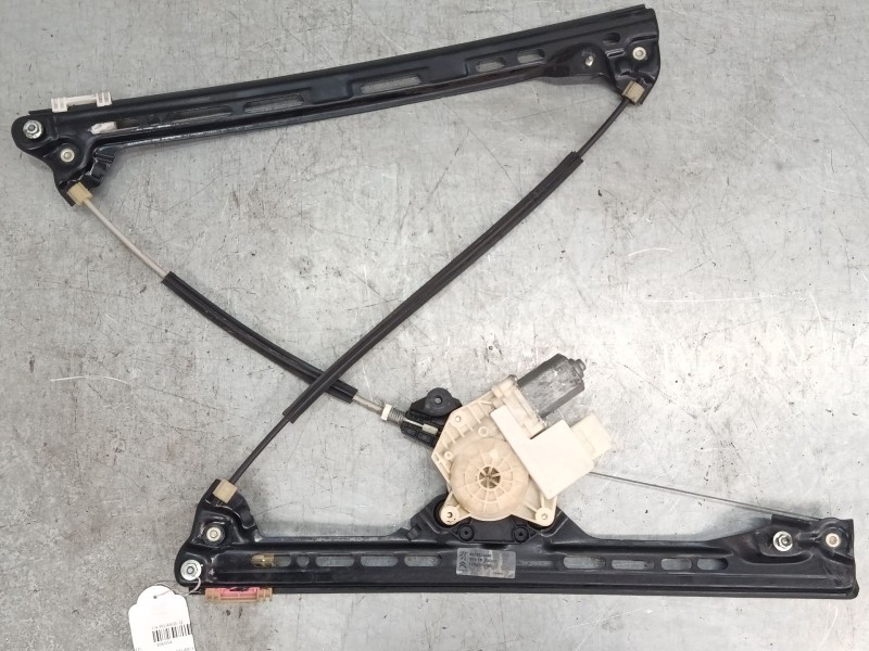 Recambio de elevalunas electrico delantero derecho para citroën c4 picasso ii 1.6 hdi 90 referencia OEM IAM 9675924680  