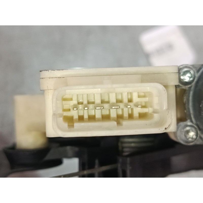 Recambio de elevalunas electrico delantero derecho para citroën c4 picasso ii 1.6 hdi 90 referencia OEM IAM 9675924680  