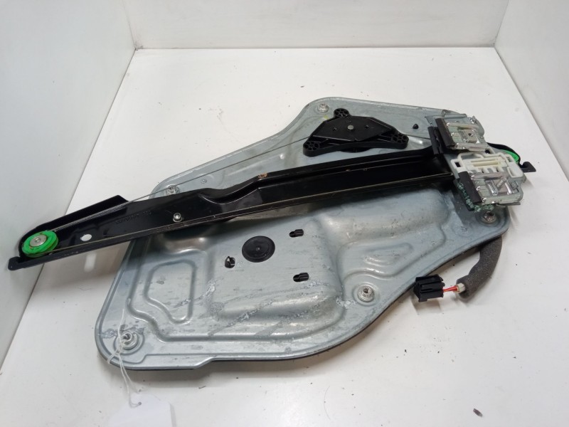 Recambio de elevalunas electrico delantero derecho para skoda yeti (5l) 2.0 tdi referencia OEM IAM 5L0837402A  