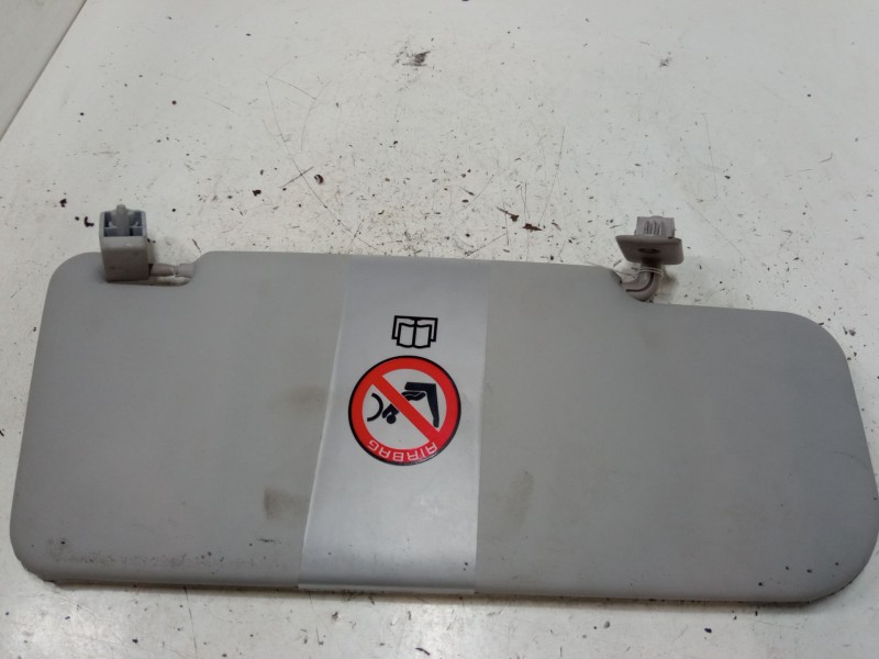 Recambio de parasol izquierdo para fiat panda / panda classic (169_) 1.2 (169.axb11, 169.axb1a) referencia OEM IAM   