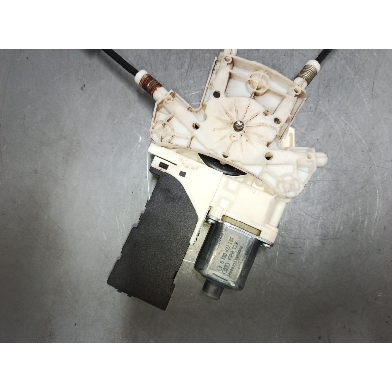 Recambio de elevalunas electrico delantero derecho para peugeot 407 (6d_) 1.6 hdi 110 (6d9hzc, 6d9hyc) referencia OEM IAM 964489