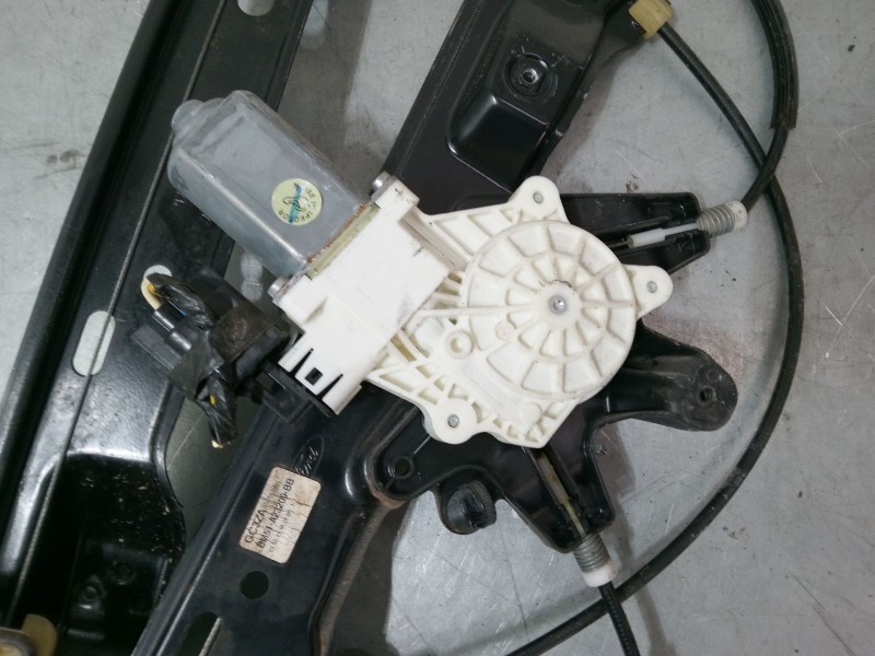 Recambio de elevalunas electrico delantero derecho para ford focus iii 1.6 tdci referencia OEM IAM A23200BB  