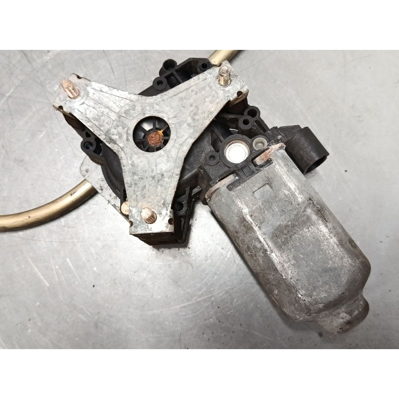 Recambio de elevalunas electrico delantero derecho para renault clio i (b/c57_, 5/357_) 1.4 referencia OEM IAM   