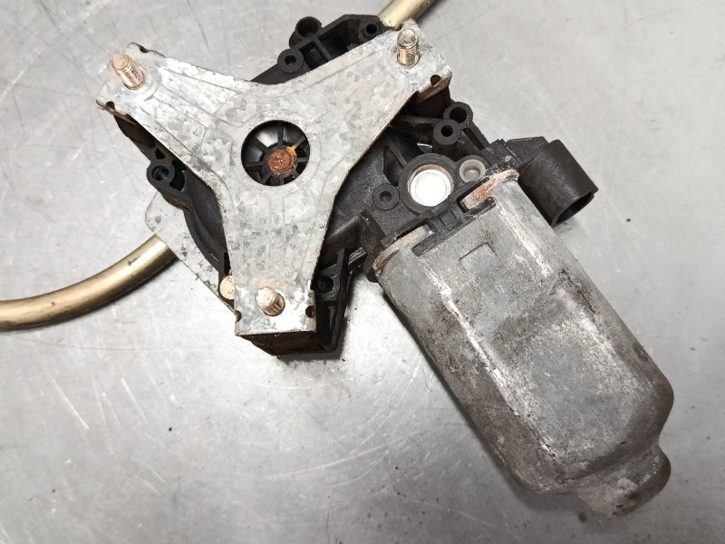 Recambio de elevalunas electrico delantero derecho para renault clio i (b/c57_, 5/357_) 1.4 referencia OEM IAM   