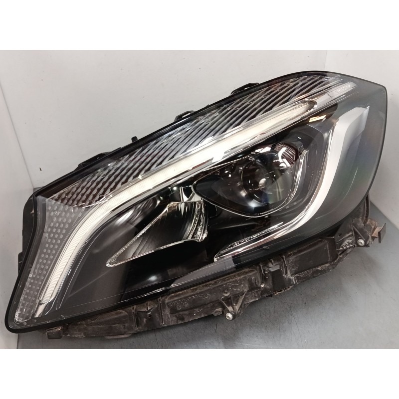 Recambio de faro izquierdo led para mercedes-benz clase a (w176) a 220 d (176.003) referencia OEM IAM A1769068900  