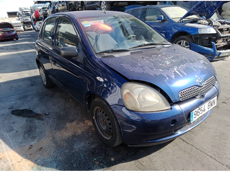 toyota yaris (_p1_) del año 2001