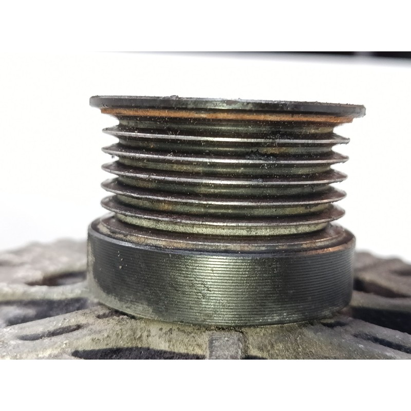 Recambio de alternador para mercedes-benz vito / mixto furgoneta (w639) 111 cdi (639.601, 639.603, 639.605) referencia OEM IAM A