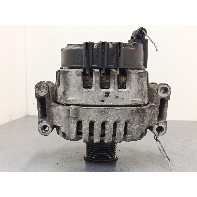 Recambio de alternador para mercedes-benz vito / mixto furgoneta (w639) 111 cdi (639.601, 639.603, 639.605) referencia OEM IAM A