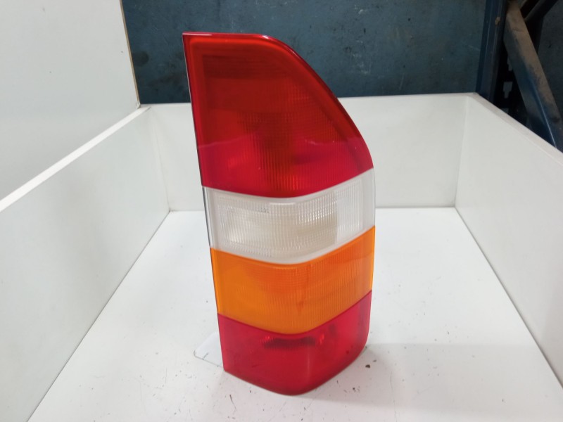 Recambio de piloto trasero derecho para mercedes-benz sprinter 3-t furgoneta (b903) 310 d 2.9 (903.461, 903.462, 903.463) refere