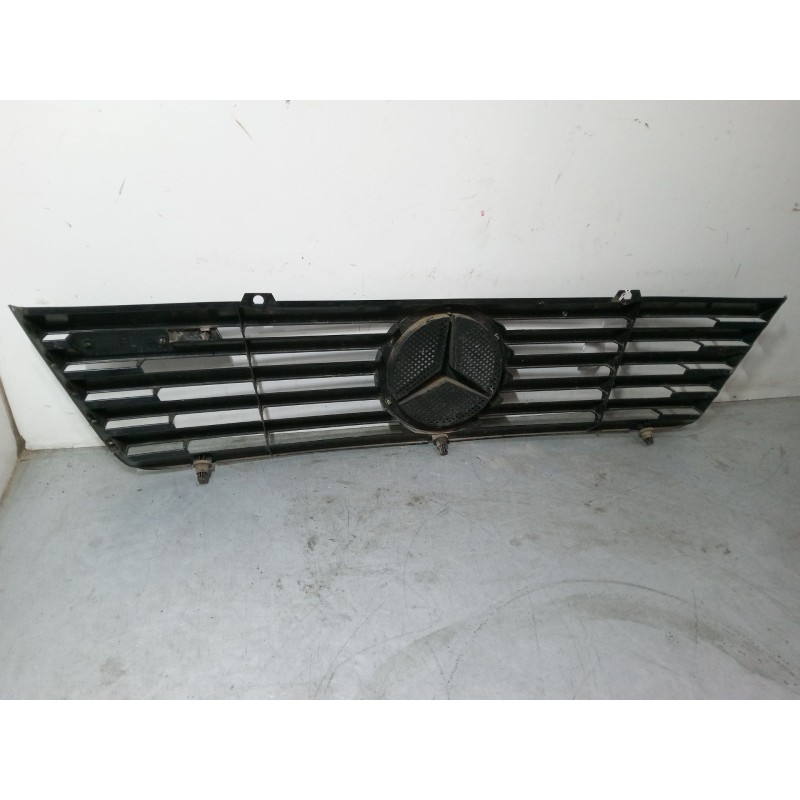 Recambio de rejillas capo para mercedes-benz sprinter 3-t furgoneta (b903) 310 d 2.9 (903.461, 903.462, 903.463) referencia OEM 