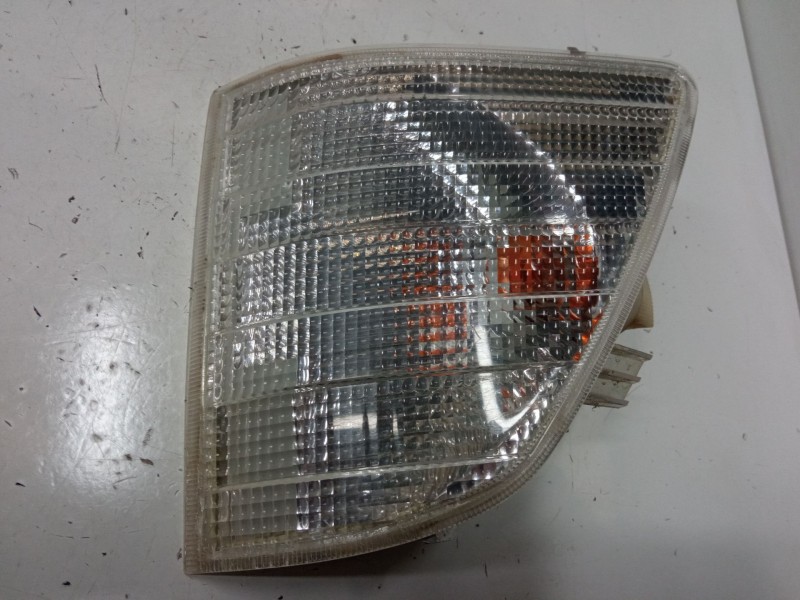 Recambio de intermitente lateral izquierdo para mercedes-benz sprinter 3-t furgoneta (b903) 310 d 2.9 (903.461, 903.462, 903.463