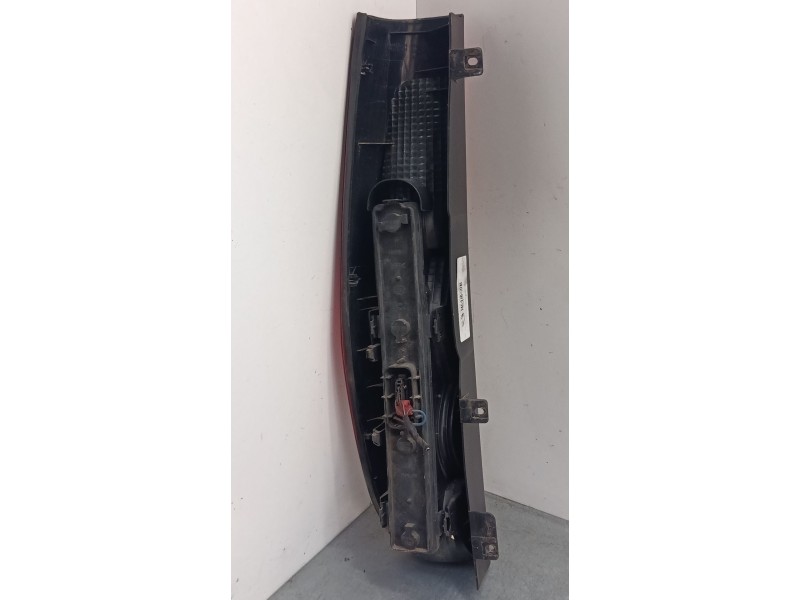 Recambio de piloto trasero derecho para mercedes-benz vito / mixto furgoneta (w639) 111 cdi (639.601, 639.603, 639.605) referenc