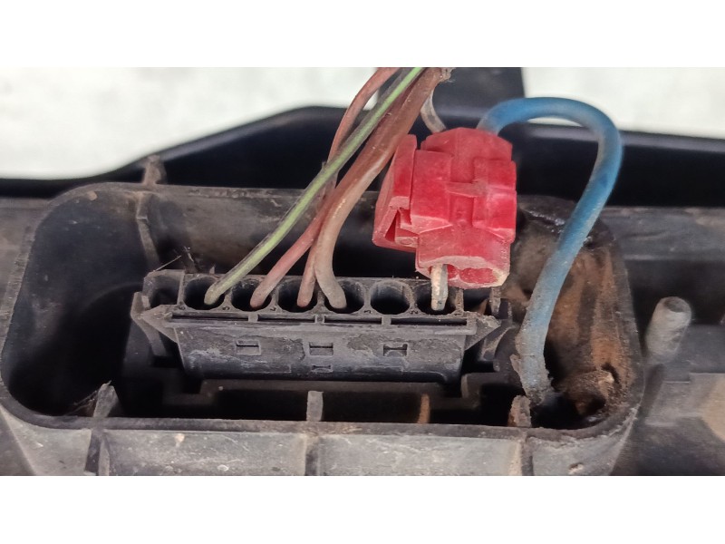 Recambio de piloto trasero derecho para mercedes-benz vito / mixto furgoneta (w639) 111 cdi (639.601, 639.603, 639.605) referenc