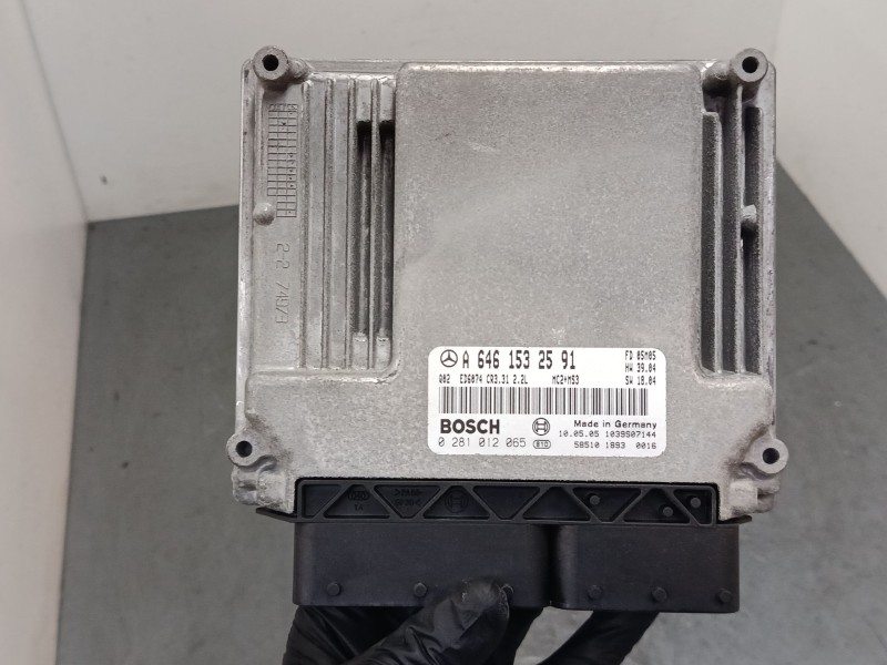 Recambio de centralita motor uce para mercedes-benz vito / mixto furgoneta (w639) 111 cdi (639.601, 639.603, 639.605) referencia