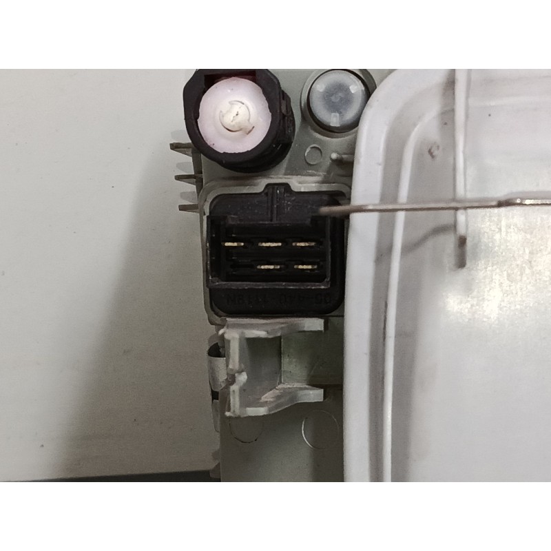 Recambio de faro izquierdo para mercedes-benz vito furgoneta (w638) 110 d 2.3 (638.074, 638.078) referencia OEM IAM 084401119L  